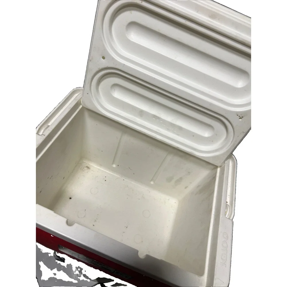 Igloo Laguna 9-Quart Hard Cooler Red & White 13 Twelve-Ounce Cans Cool Riser USA